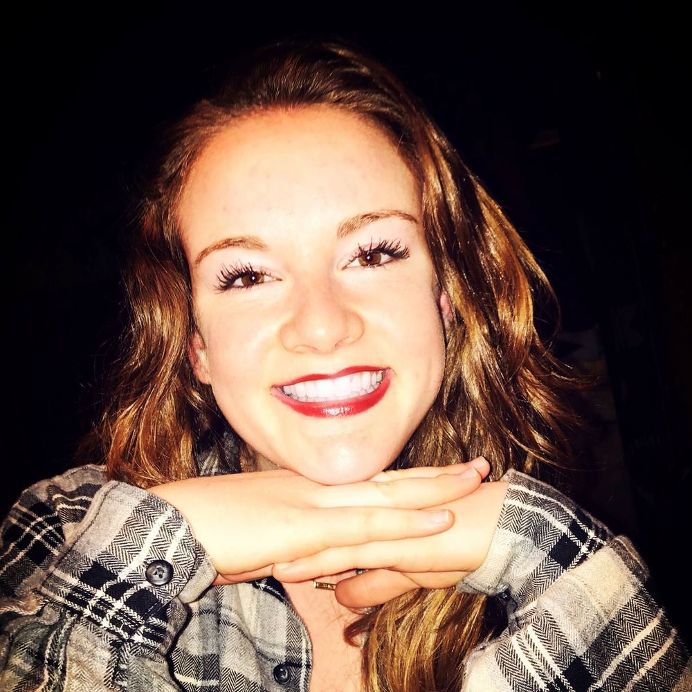 Meet your Posher, Caitlin